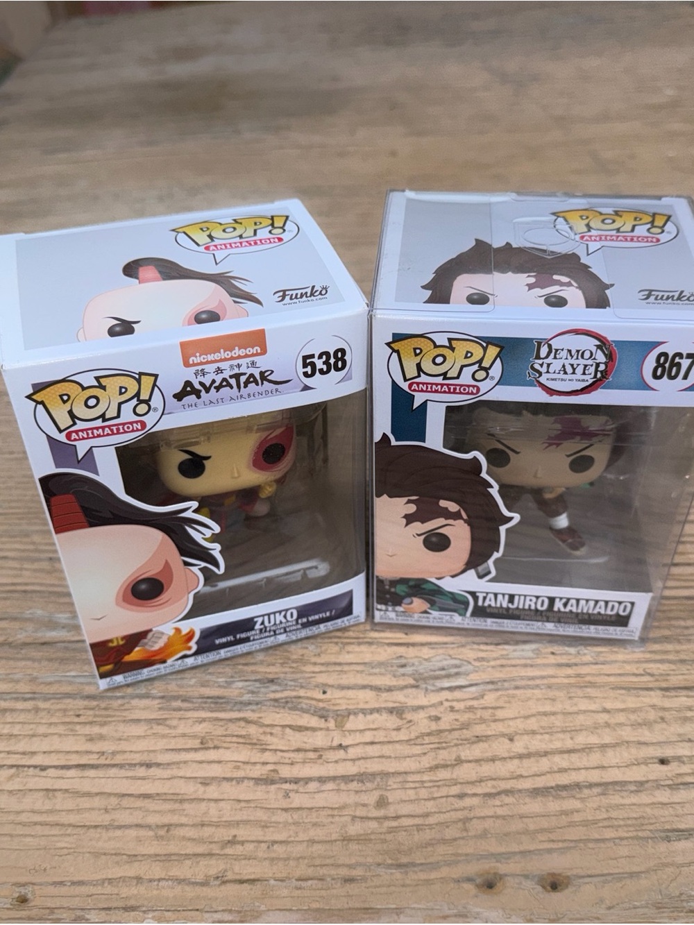 🤩Set of 2 Funko figures Avatar Zuko # 538 & Tanjiro denim slyer #867